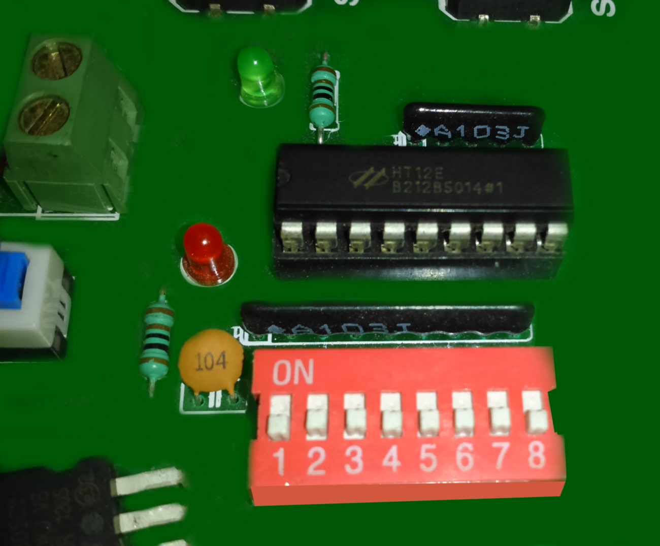 How IC HT12E Works?